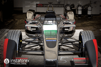 InstaForex - partner resmi Dragon Racing